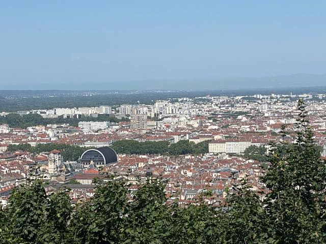 th_5EAD22DC-A2F1-4F30-BBDC-D64FBD4308A4